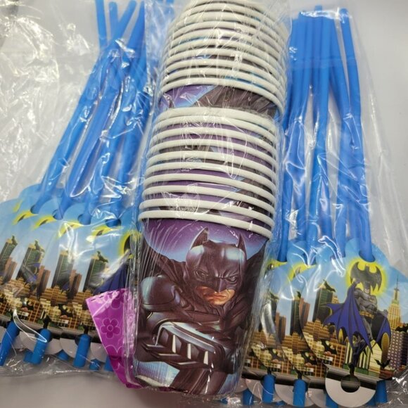 Batman Birthday Party Cup Straw Decor Boys Shower Super Hero Theme Fly Cape Wing - Picture 1 of 5